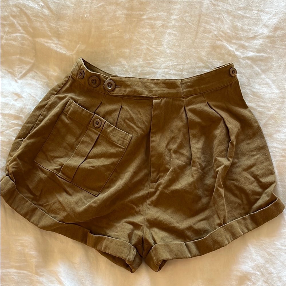 Doen Raelyn Tan Shorts size 2